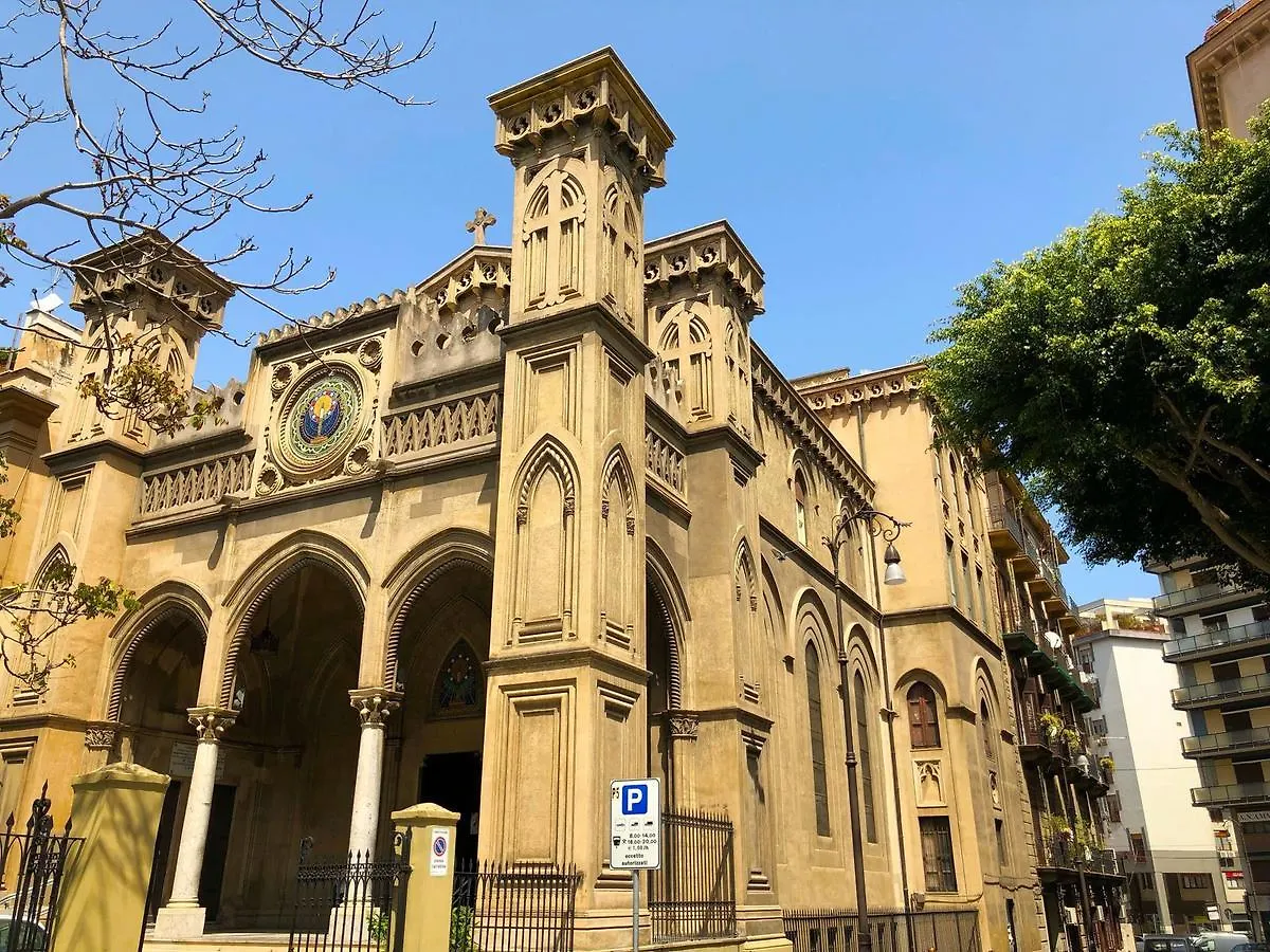 Arco Di Trionfo Palermo Bed & Breakfast イタリア