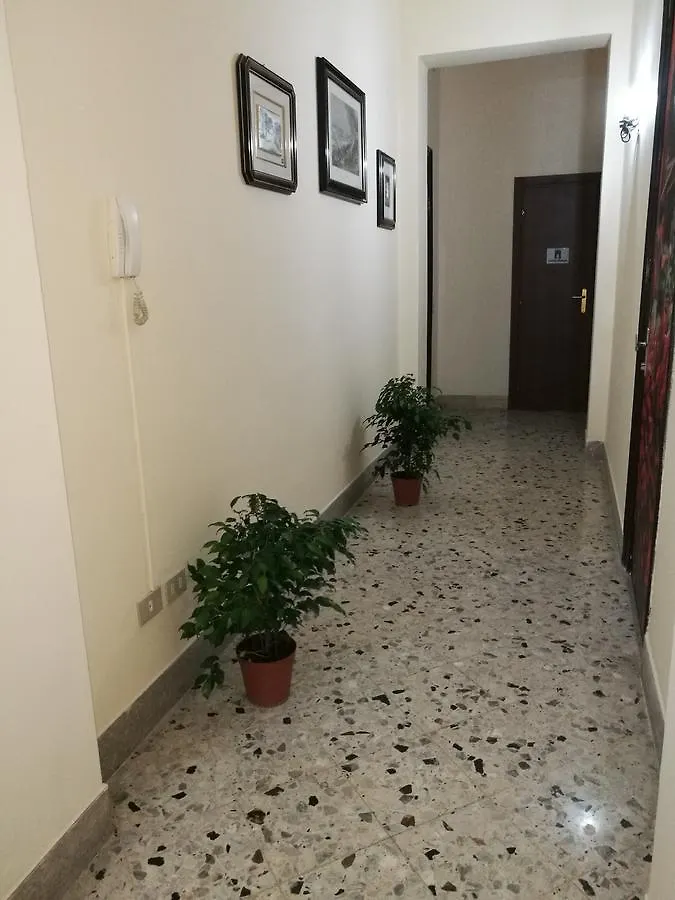 Arco Di Trionfo Palermo Bed & Breakfast イタリア